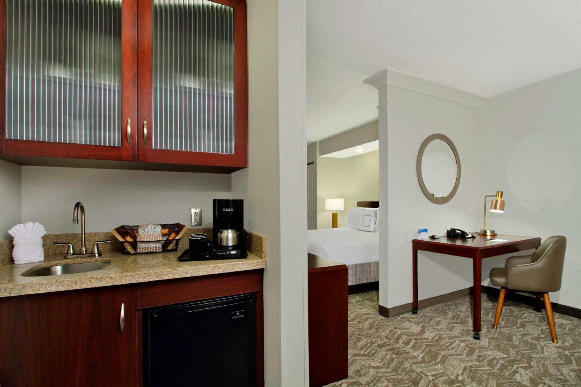 สปริงฮิลล์ สวีท เชซาพีค กรีนเบรียร์ Hotel ภายนอก รูปภาพ